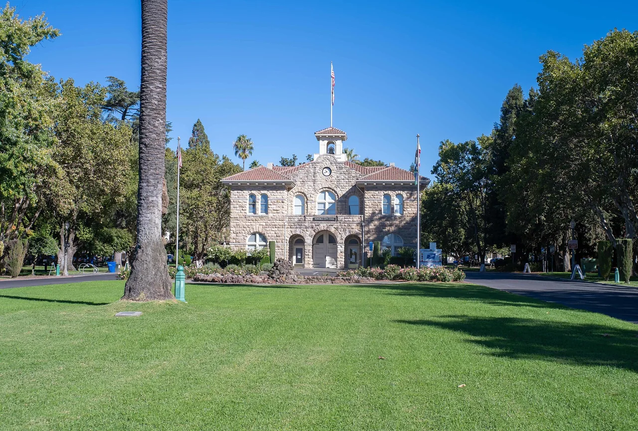 The west lawn of Sonoma Plaza